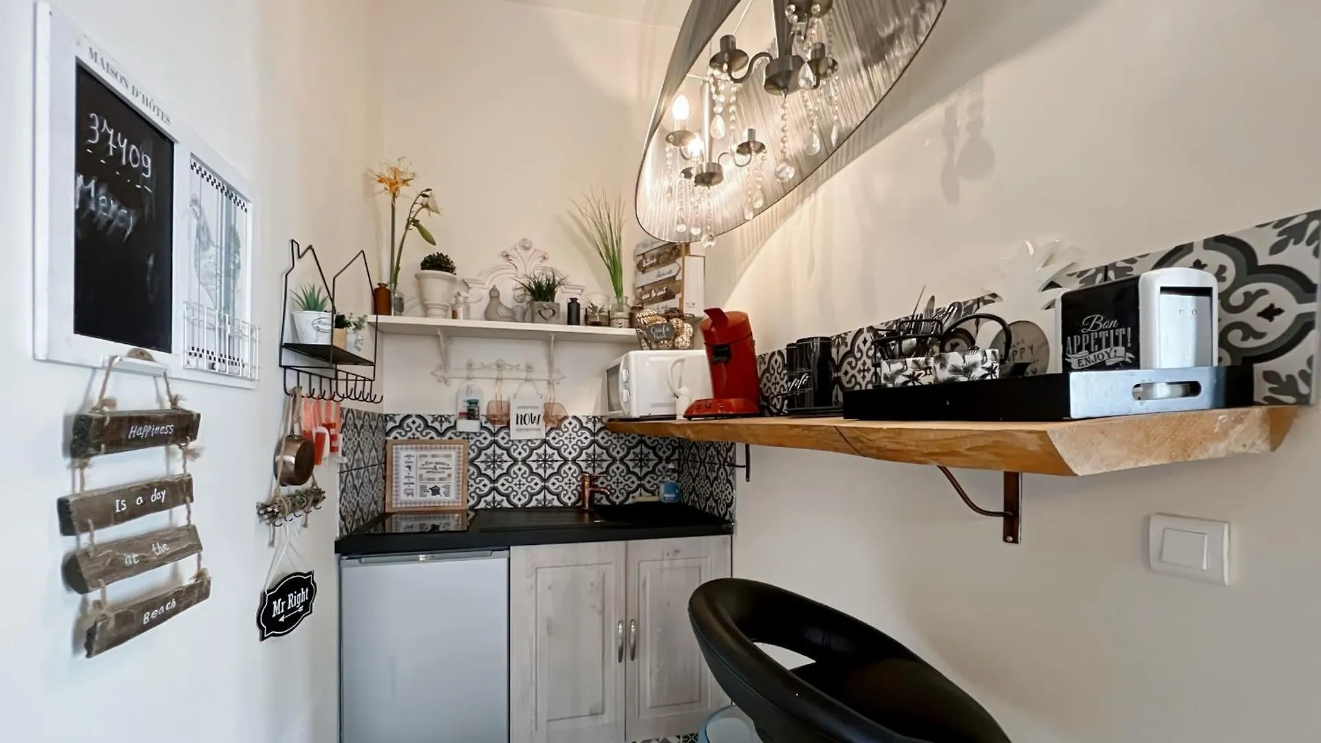 Charming In The Heart Of Apartment *